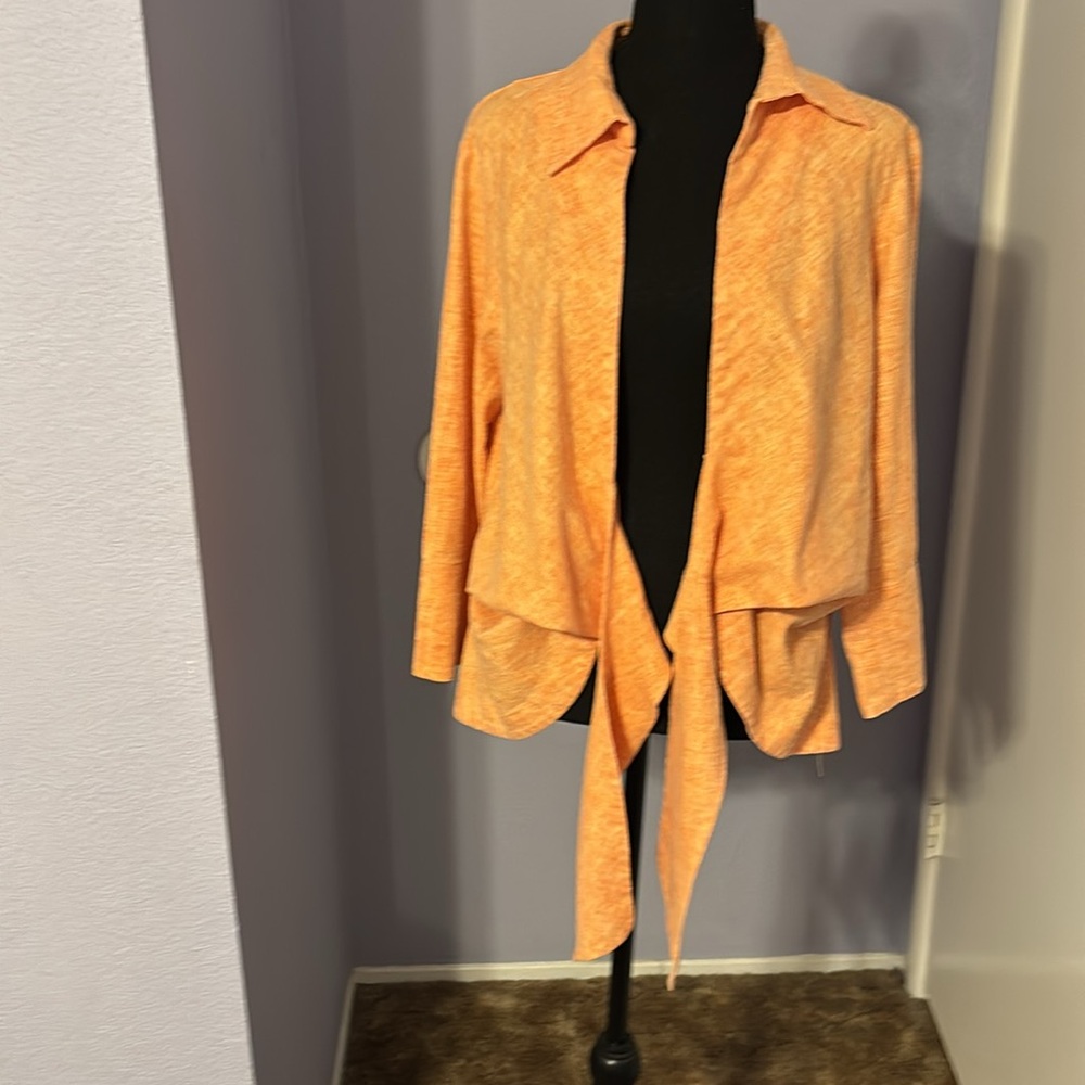Mishca Woman’s Orange/White Open Front Tie Waist Top - Picture 4 of 4